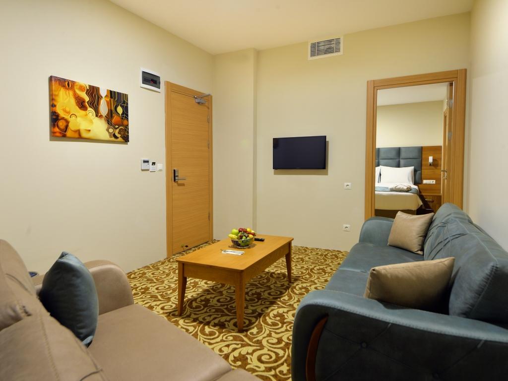 סקרייה Sertac Hotel מראה חיצוני תמונה