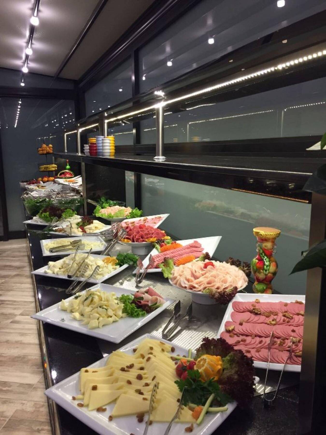 סקרייה Sertac Hotel מראה חיצוני תמונה