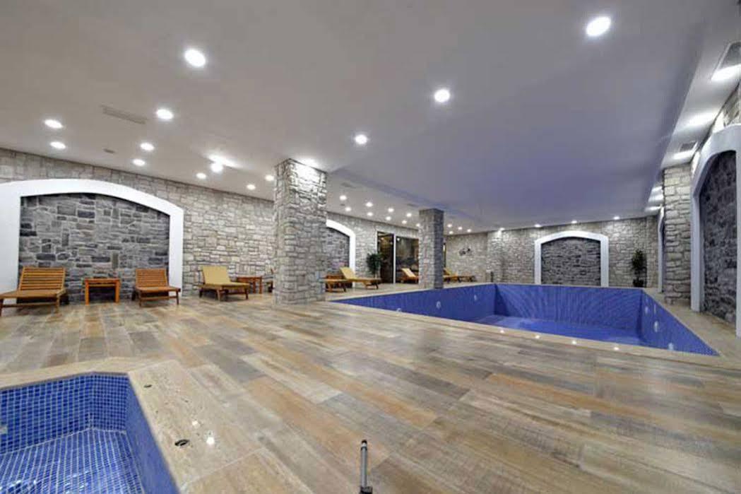סקרייה Sertac Hotel מראה חיצוני תמונה